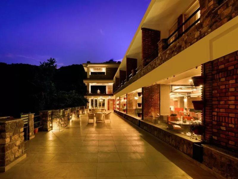 Summit By The Ganges Beach Resort & Spa Rishīkesh Zewnętrze zdjęcie